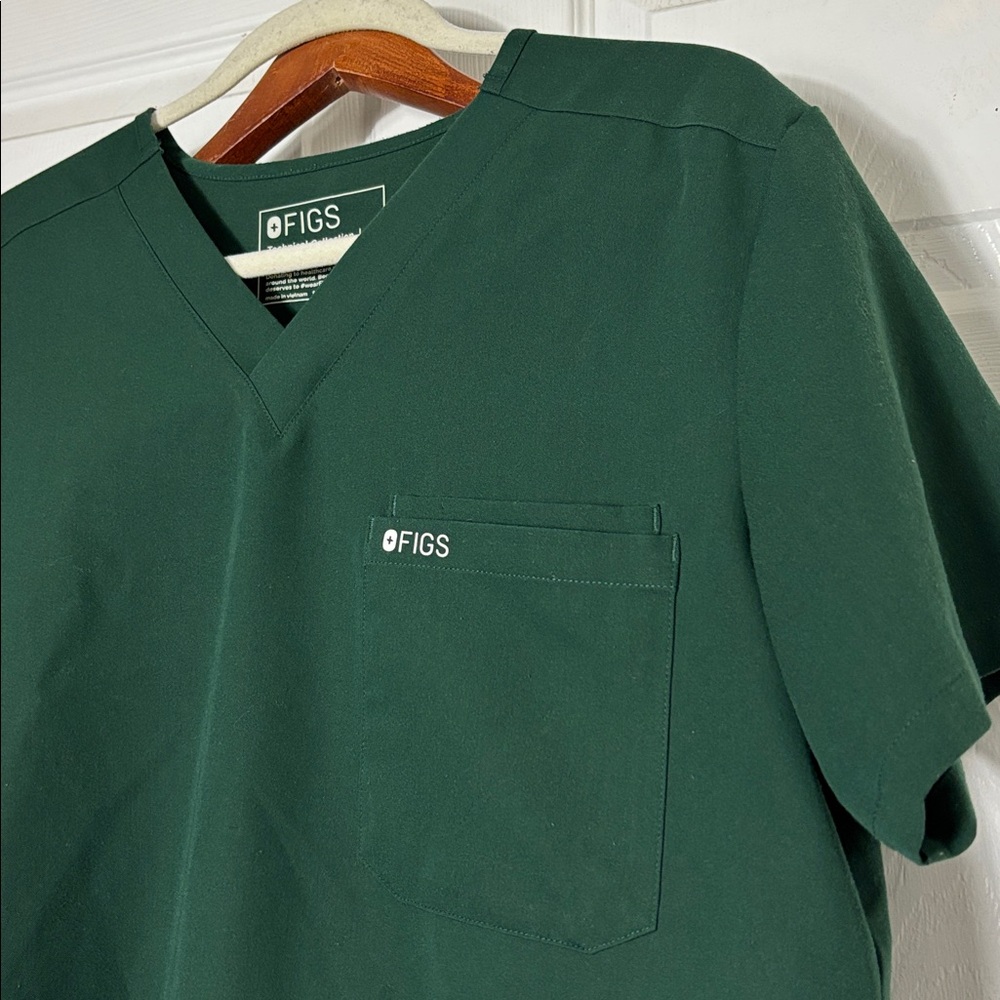 FIGS Technical Collection Dark Green Scrubs Set Tansen Jogger Style Size Medium - Picture 8 of 13